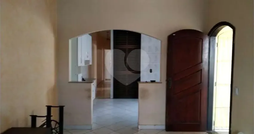 Casa com 3 quartos à venda na Rua Santa Terezinha, 414, Vila Caiçara, Praia Grande