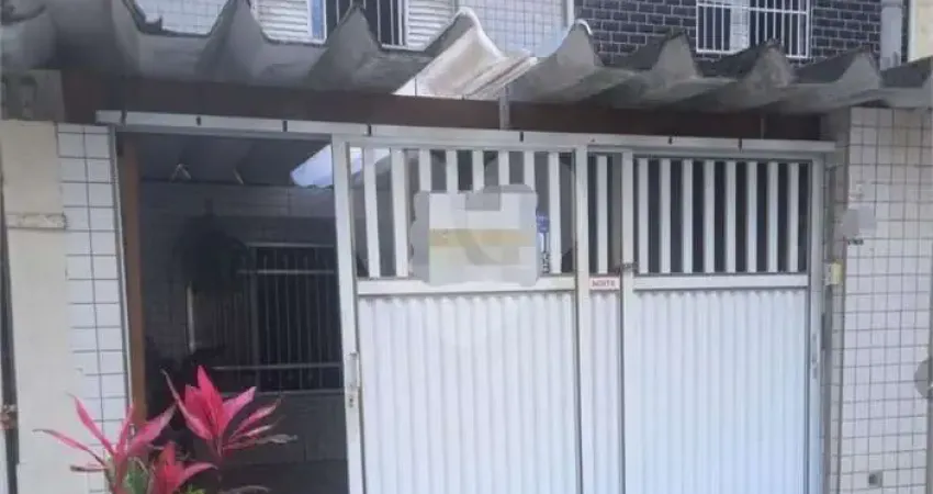 Casa com 2 quartos à venda na Tupi, Praia Grande 