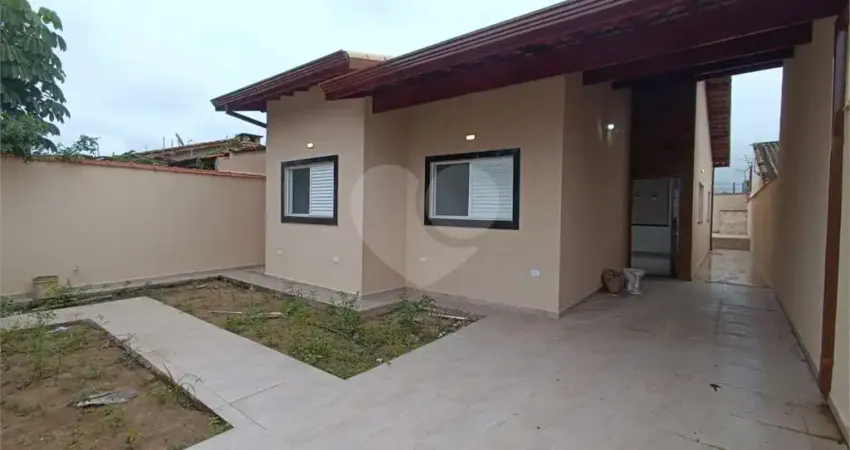 Casa com 3 quartos à venda no Cibratel II, Itanhaém 