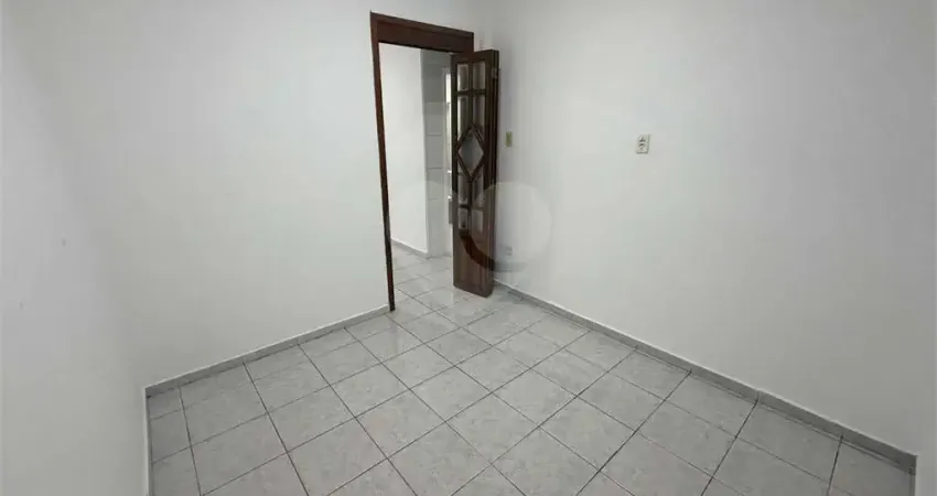 Apartamento com 1 quarto à venda na Rua Copacabana, 462, Guilhermina, Praia Grande