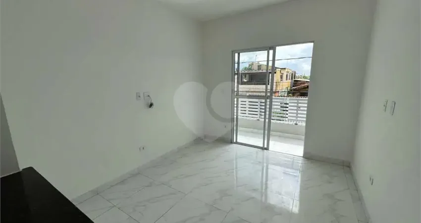 Terreno em condomínio fechado à venda no Jardim Melvi, Praia Grande 