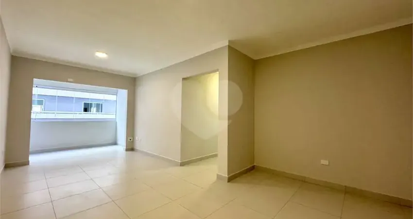 Apartamento com 2 quartos à venda na Rua Caiapós, 1073, Tupi, Praia Grande