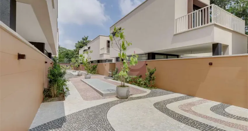 Terreno em condomínio fechado à venda no Alto da Boa Vista, São Paulo 