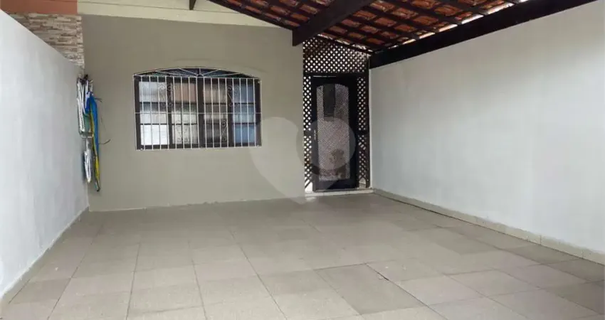 Casa com 4 quartos à venda na Tupi, Praia Grande 