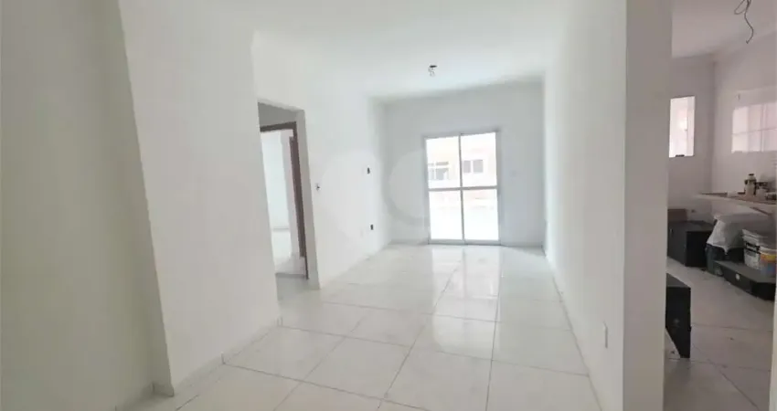 Apartamento com 2 quartos à venda na Rua Xavantes, 138, Tupi, Praia Grande