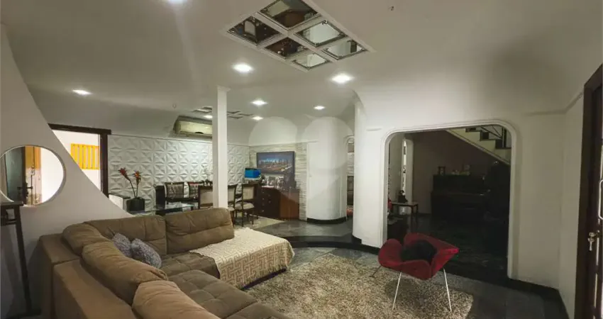 Casa com 4 quartos à venda no Canto do Forte, Praia Grande