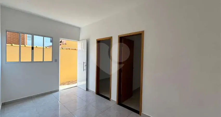 Terreno em condomínio fechado à venda na Avenida Doutor Antônio Sylvio Cunha Bueno, 1576, Jardim Melvi, Praia Grande