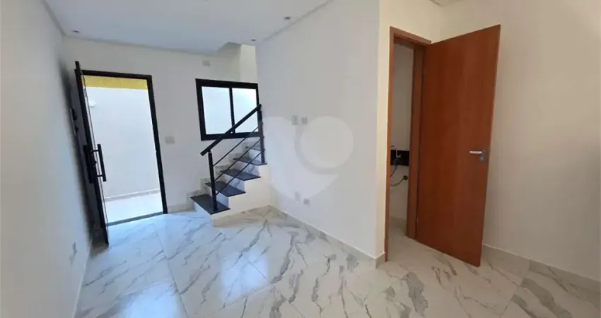 Casa em condomínio fechado com 2 quartos à venda no Solemar, Praia Grande