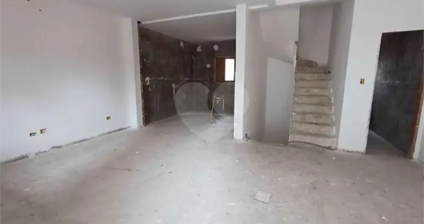 Casa em condomínio fechado com 3 quartos à venda na Rua Marajoara, 77, Guilhermina, Praia Grande