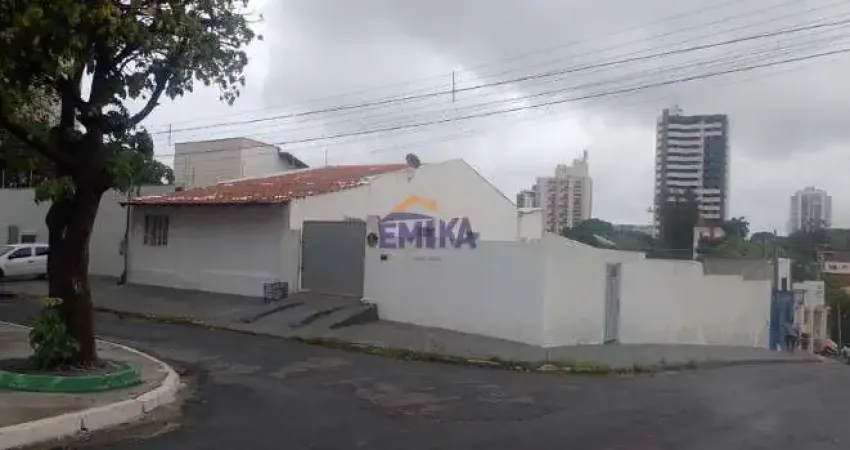 Casa com 3 quartos à venda no Goiabeiras, Cuiabá