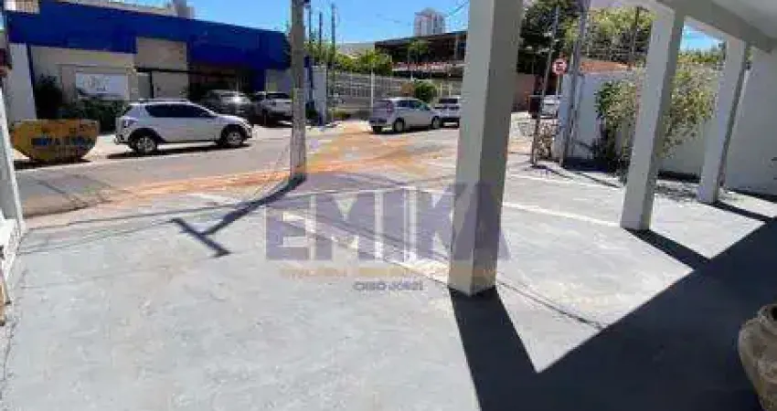 Casa com 4 quartos para alugar no Jardim Cuiabá, Cuiabá