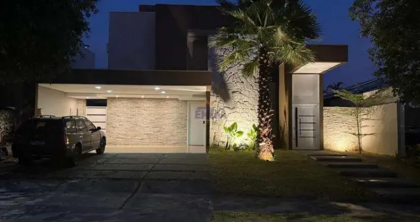 Casa em condomínio fechado com 4 quartos à venda no São Francisco, Cuiabá