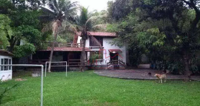 Casa à venda, 350 m² por R$ 2.500.000,00 - Maria Paula - Niterói/RJ