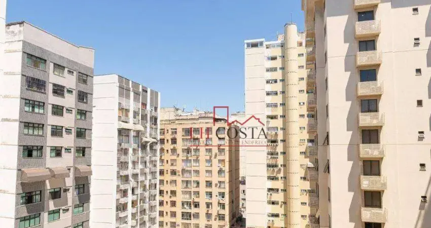 Apto na primeira quadra da Praia com 2 dormitórios (transformou o qto de empregada em 3º quarto)  à venda, 100 m² por R$ 630.000 - Icaraí - Niterói/RJ