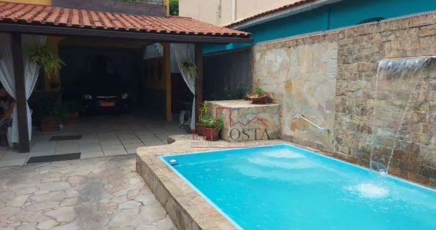 Casa à venda, 250 m² por R$ 550.000,00 - Porto Novo - São Gonçalo/RJ