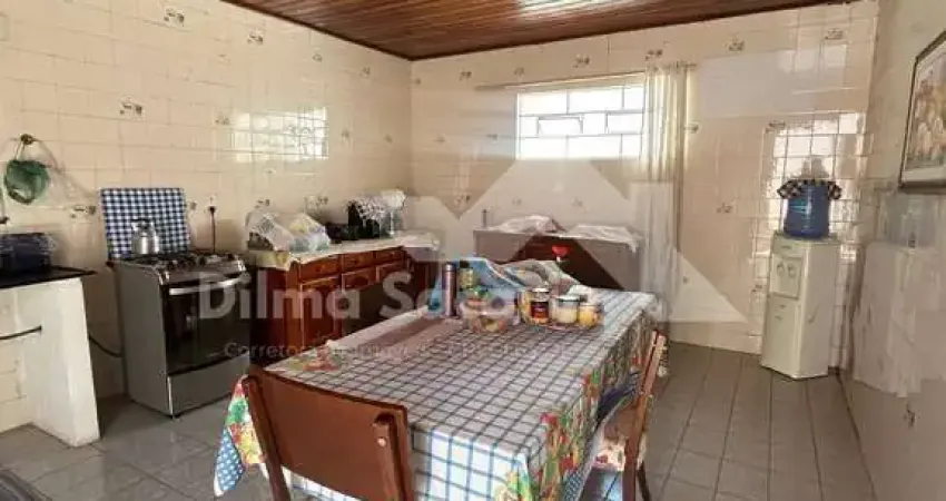 Casa com 3 quartos à venda na Avenida Professor Altamiro Ari Rutz, Parque Cuiabá, Cuiabá
