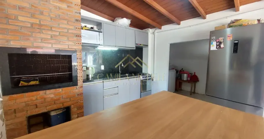 Casa de praia com varanda e amplo pátio– próxima ao mar | capão novo