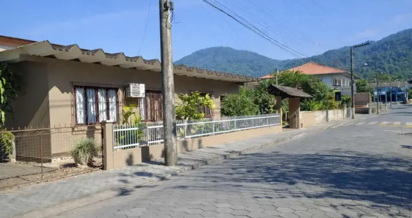 Casa com 3 quartos à venda no Centro, Pomerode