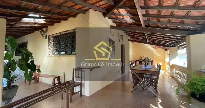 Chácara com 2 dormitórios para alugar, 1000 m² por R$ 5.500,00/mês - Country  Club - Valinhos/SP