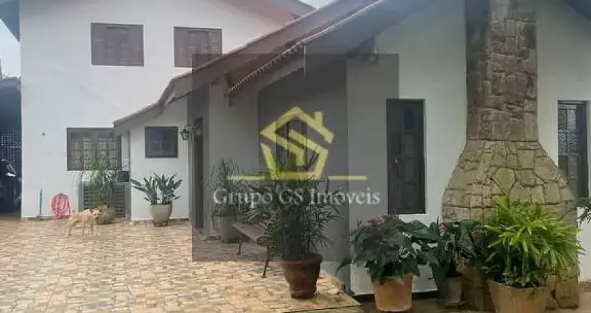 Casa com 4 dormitórios à venda, 532 m² por R$ 1.379.000,00 - Caixa D'água - Vinhedo/SP