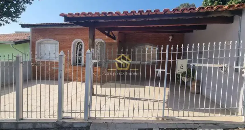 Casa com 3 dormitórios à venda, 157 m² por R$ 750.000,00 - Vila Clayton - Valinhos/SP