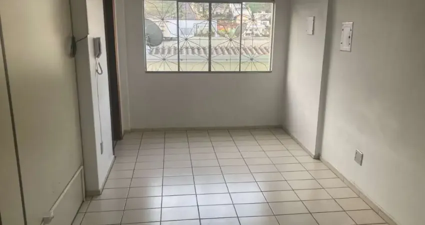 Apartamento com 1 quarto para alugar na Doutor Altamiro Guimarães, 35, Centro, Caçador