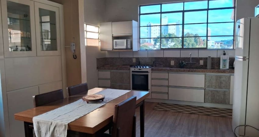 Casa com 3 quartos para alugar na Benjamin Constant, 46, Centro, Caçador