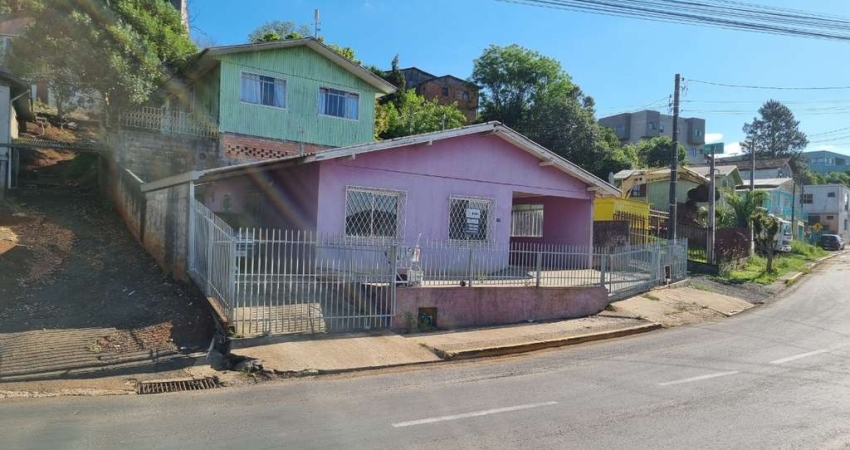 Casa com 3 quartos para alugar na Curitiba, 220, Bello, Caçador
