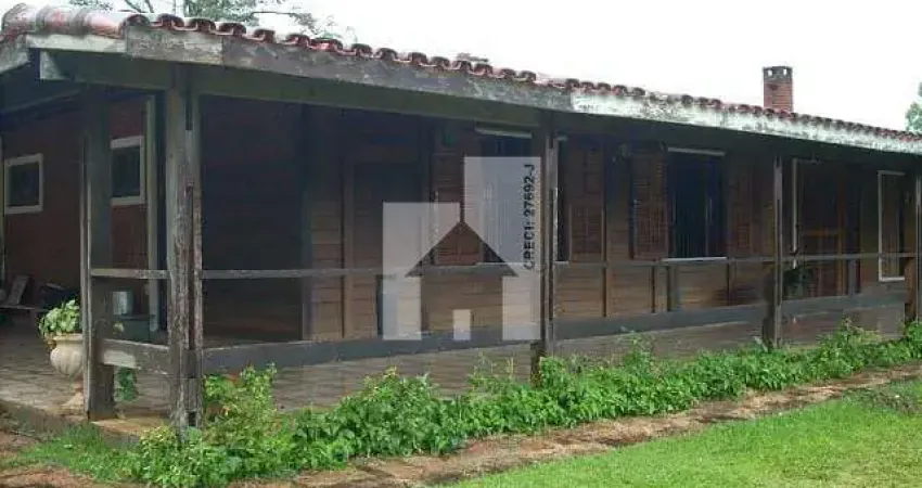 Chácara com 3 dormitórios à venda, 10000 m² - Estância Figueira Branca - Campo Limpo Paulista/SP