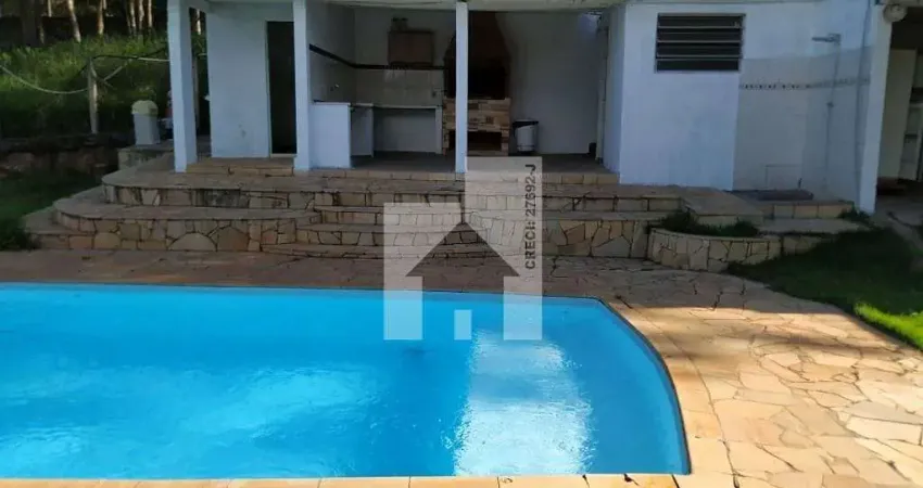 Chácara com 2 dormitórios à venda, 2000 m² - Colinas do Sol - Jarinu/SP