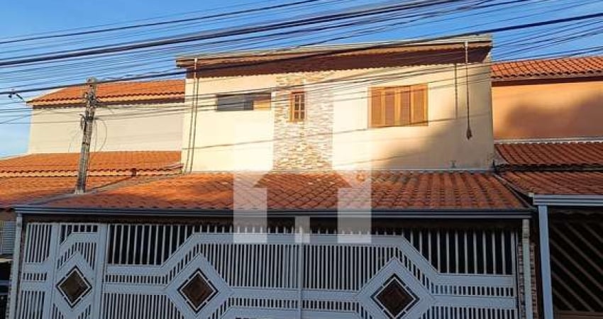 Casa com 4 dormitórios (1 suite), 2 vagas, 180m² - Condomínio dos Metalurgicos - Recanto Quarto Cen
