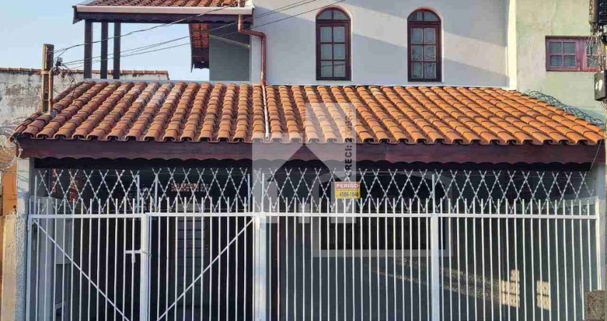 Excelente Sobrado à Venda com 3 Dormitórios sendo 2 Suítes com uma ótima localização, Vila Rio Bran