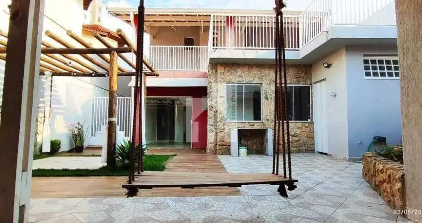 Magnífico Sobrado para venda e locação com 3 Suítes e Área Gourmet, Jardim Torres São José, Jundiaí
