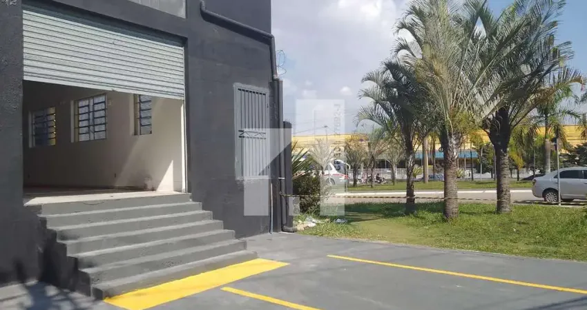 Salão comercial para locação com 3 banheiros e 4 vagas frontais, 500m² -  Ponte São João, Jundiaí,