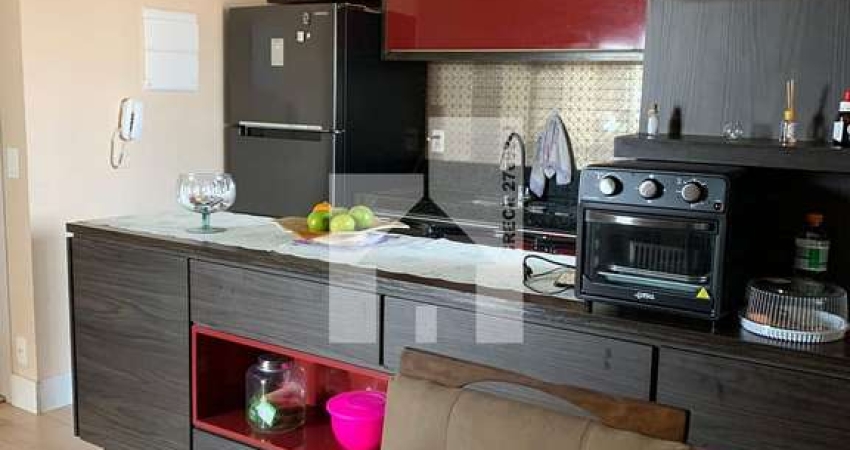 Apartamento de 2 Dormitórios (1 suite e sala estendida) a venda ou locação, 72m² - 2 vagas - Condom