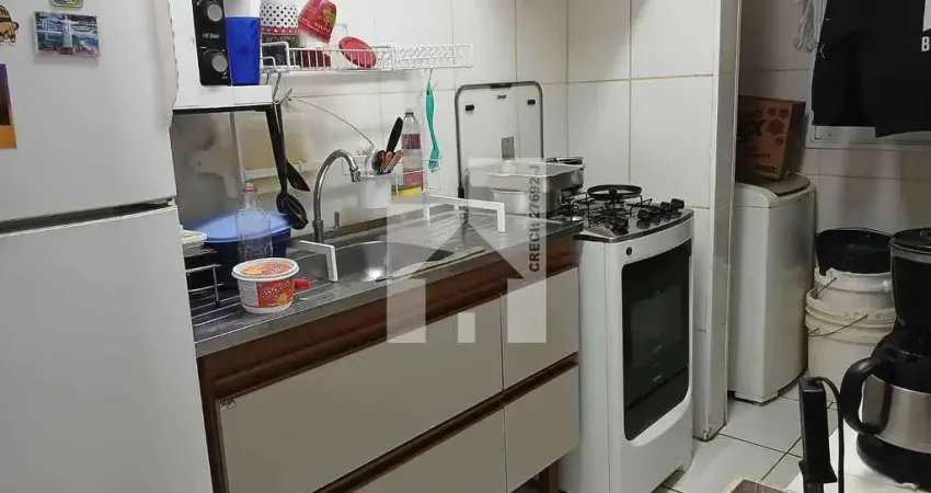 Apartamento com 2 dormitórios à Venda, 45m² - Condomínio Residencial Gênova - Casambu, SP