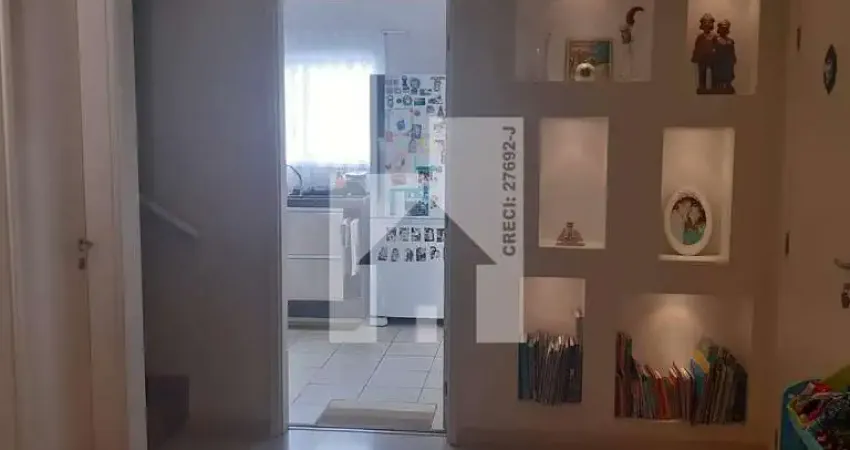 Casa/sobrado à venda, 03 dormitórios sendo  01 suíte, garagem para 02 carros, venda para investidor