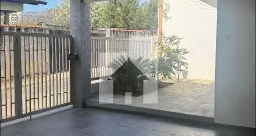 Excelente casa terrea a venda com 3 dormitórios (1 suíte), vaga para 2 carros - jardim são vicente,