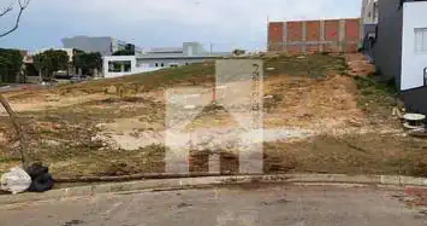 Terreno com 317 m² à venda, pequeno aclive, Residencial Phytus - Centro (Jacaré), Cabreúva, SP