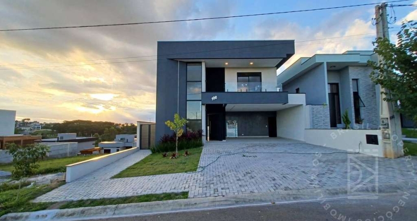 Sobrado em Condomínio Fechado. 3 quartos, 241m² em Caçapava - SP