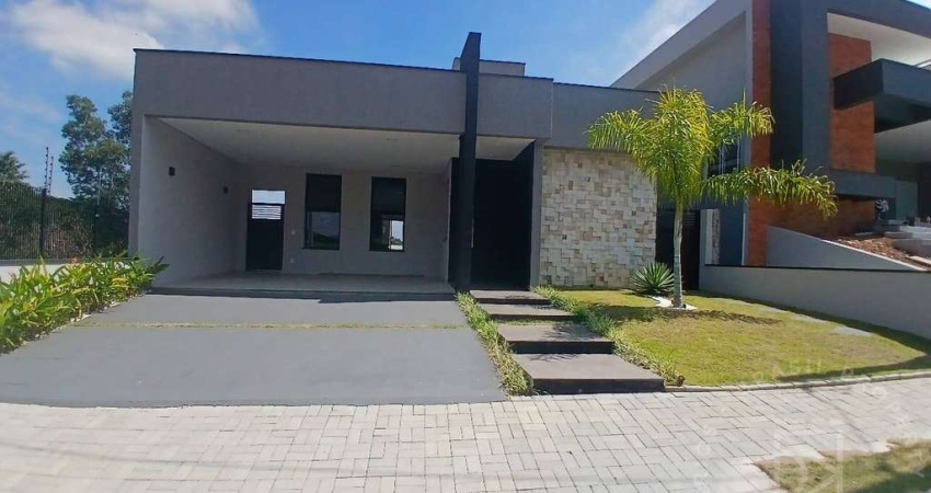 Casa em Condomínio Fechado, 3 suítes, 227m² com Piscina e Espaço Gourmet