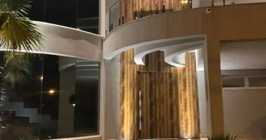 Sobrado Alto Padrão à Venda no Condomínio Eco Park Bourbon - Caçapava