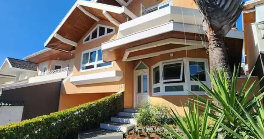 Sobrado com 3 suítes, 300m² em condomínio fechado no jardim aquárius - sjc