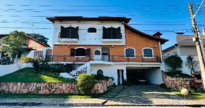 Sobrado de 448m² 5 quartos sendo 3 suítes na cidade vista verde