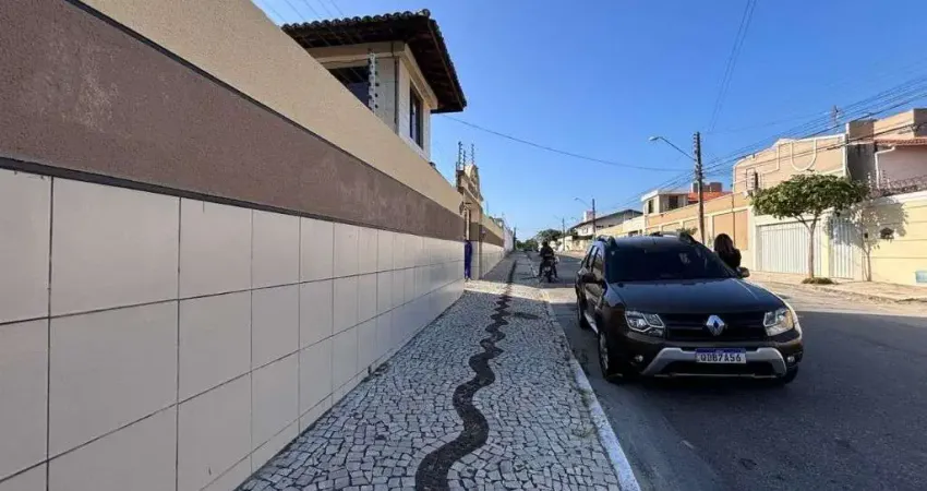 Casa com 4 dormitórios à venda, 157 m² por R$ 800.000,00 - Edson Queiroz - Fortaleza/CE