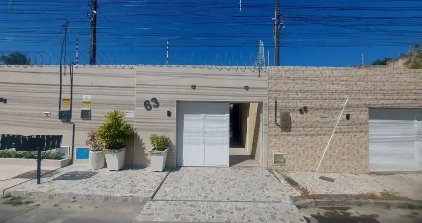 Casa com 3 quartos à venda na Rua Jiló, 63, Lagoa Redonda, Fortaleza