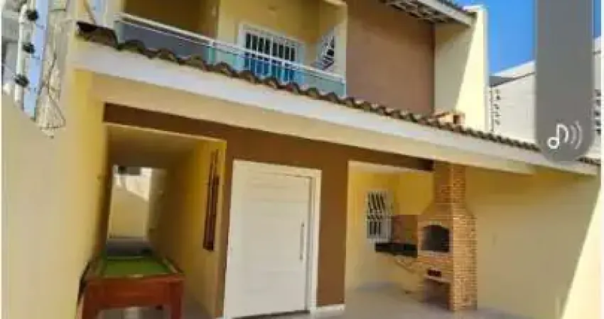 Casa com 4 quartos para alugar na Rua Quixadá, 139, Eusébio, Fortaleza