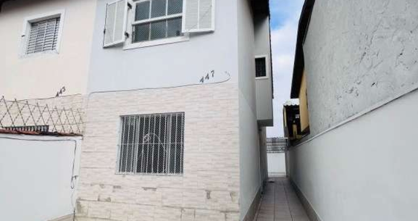 Linda casa à venda em Taboão da Serra-SP, bairro Cidade Intercap: 2 quartos, 2 salas, 2 banheiros, 2 vagas de garagem, 88,58 m².
