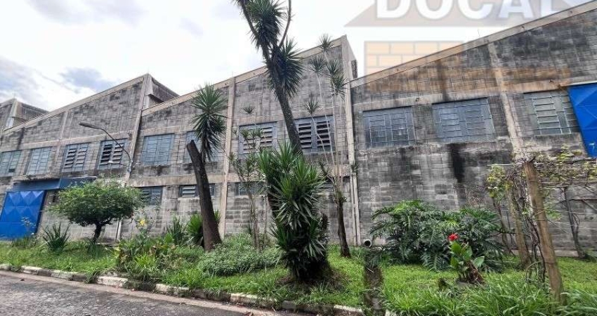 Barracão / Galpão / Depósito com 4 salas à venda na Rua Ida Romussi Gasparinetti, 340., Parque Laguna, Taboão da Serra