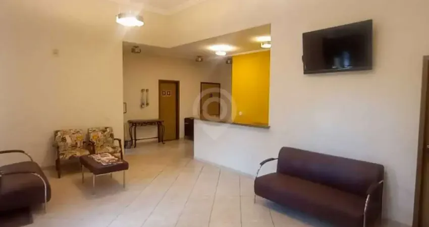Prédio com 8 salas à venda na Rua Santo Bredariol, Giardino D' Itália, Itatiba